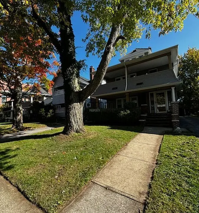 2181 Edgewood Rd #3