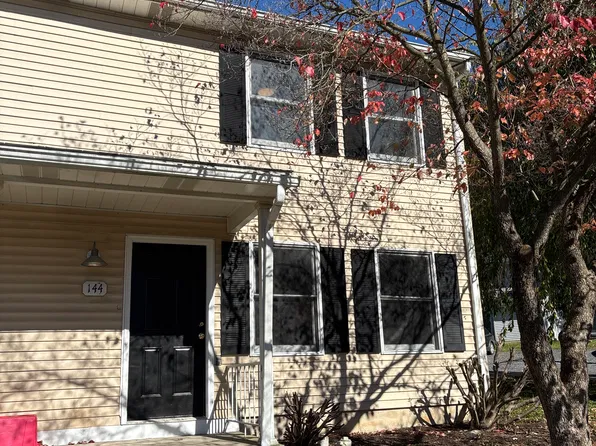 144 E Cherry Ln, State College, PA 16803