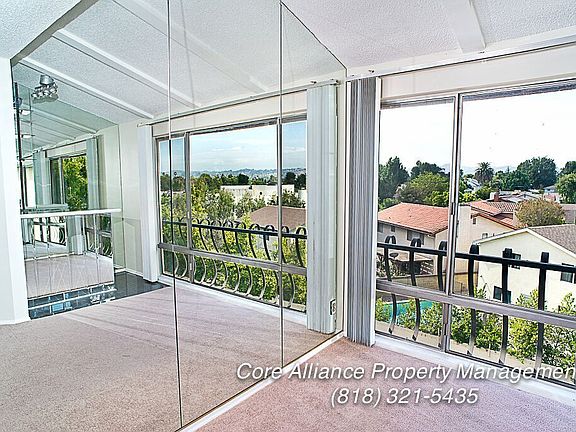 5th image of 12720 Burbank Blvd Unit 301