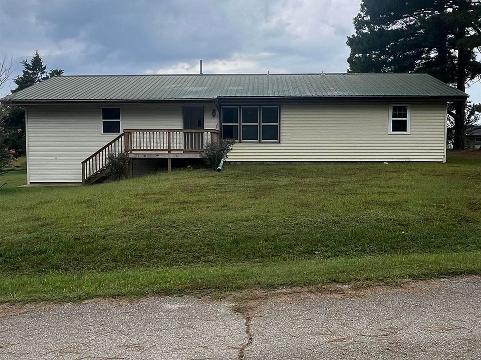 1st image of 133 Lake Circle Dr