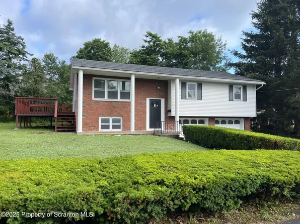 98 Lori Dr #L-1, Archbald, PA 18403