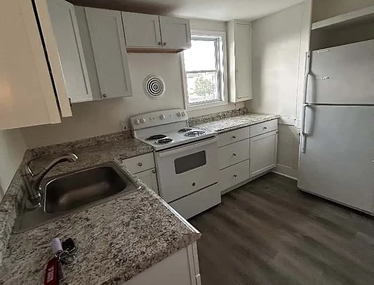 312-314 N 2nd St #1 — Photo 2