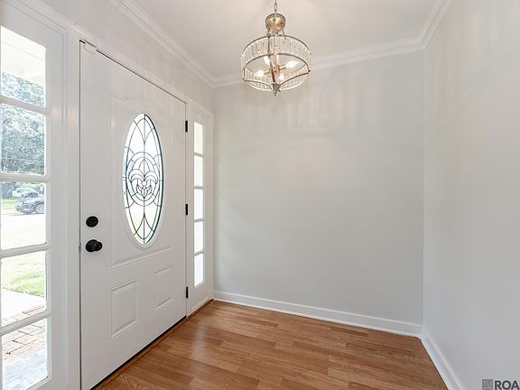 2nd image of 8946 Rickwood Dr