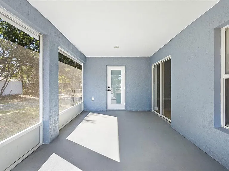 1227 Tivoli Dr — Photo 40