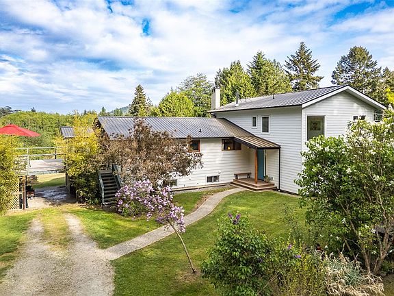 5th image of 841 Burrill Rd