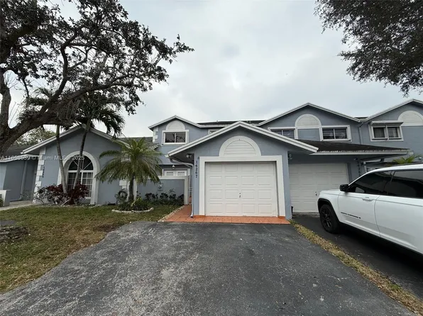 14267 SW 97th Ter, Miami, FL 33186