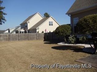 5324 Pride Ln, Hope Mills, NC 28348