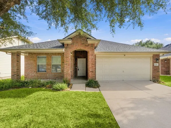 6754 River Ridge Ln, Dickinson, TX 77539