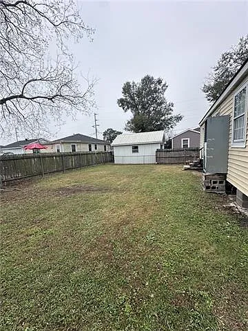 7912 Richard St — Photo 15
