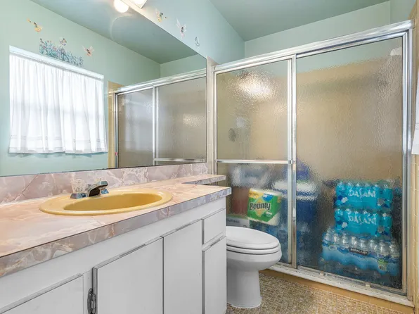 3843 Van Cott Circle, West Palm Beach, FL 33403