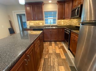 15 West St, Newton, MA 02458