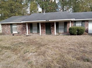 1244 Wooddell Dr, Jackson, MS 39212