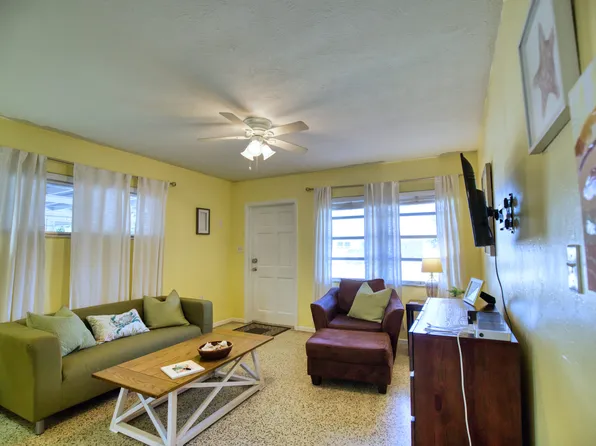 (undisclosed Address), Sarasota, FL 34236