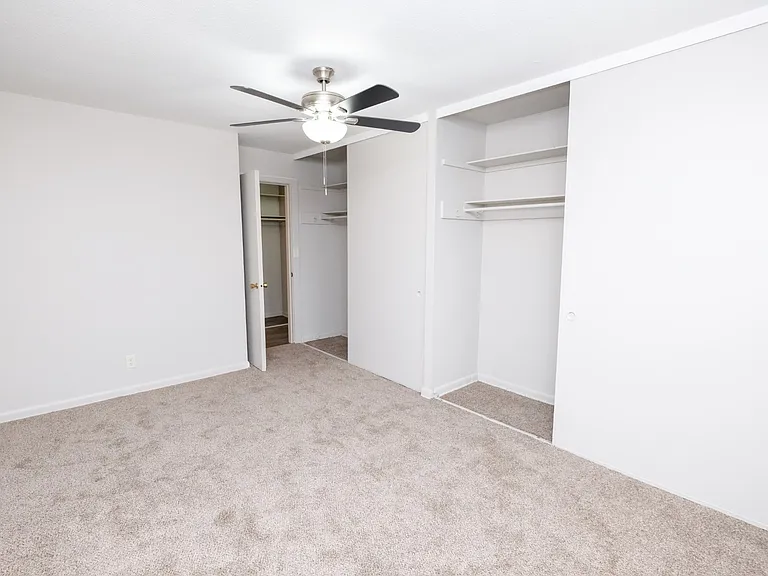Pillsbury Apartments — Photo 20
