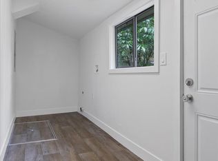 9477 SE 32nd Ave, Portland, OR 97222