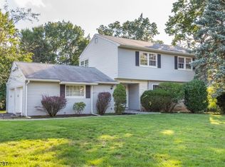 73 Ashburn Rd, Wayne, NJ 07470