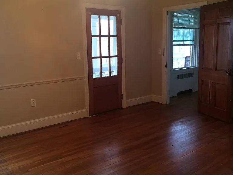 534 Logan St — Photo 24