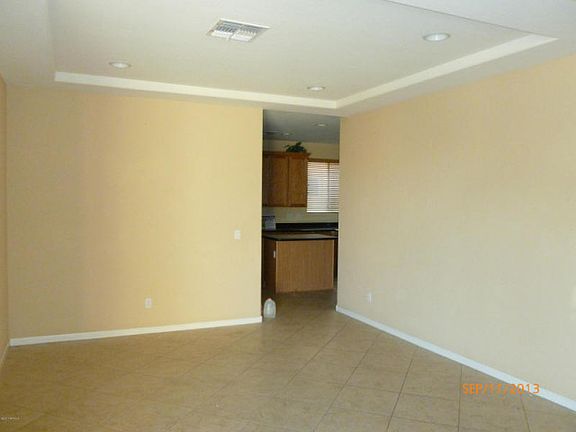 5th image of 10748 E Medina Ave