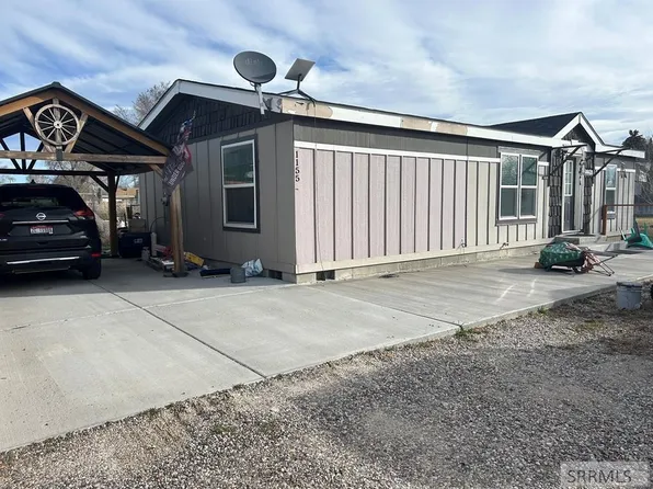 1155 McAdoo St, Blackfoot, ID 83221