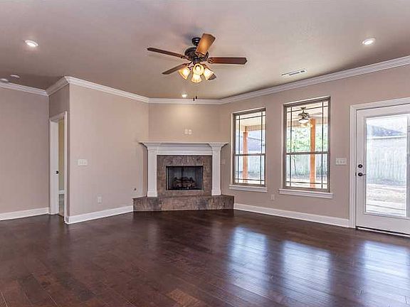 5th image of 4601 SW Sage Blvd