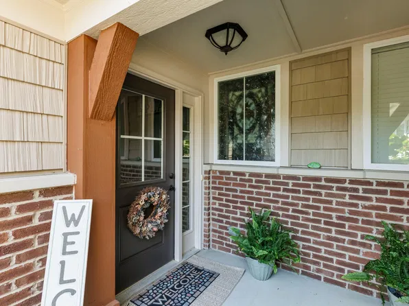 7423 Devonshire Dr #303, Alexandria, KY 41001