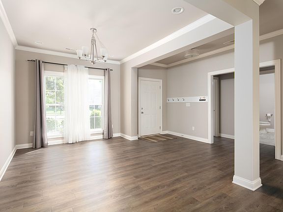 3rd image of 2617 Kearney Creek Ln