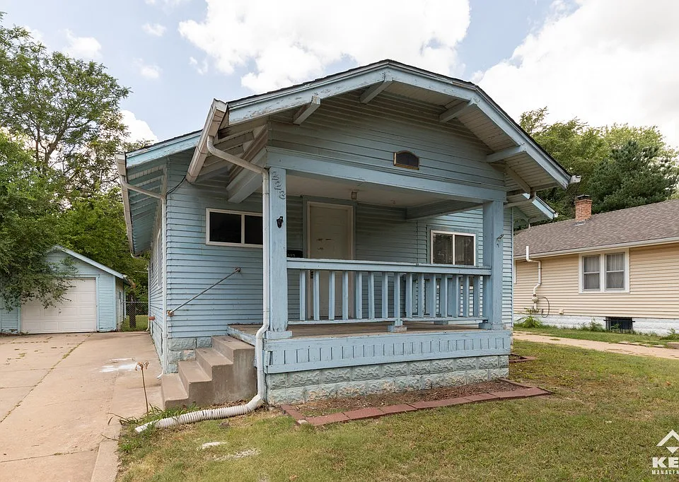 223 N Meridian Ave