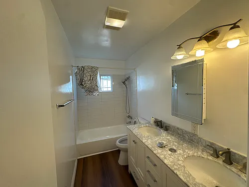 212 E Tamarack Ave #6 Photo 1
