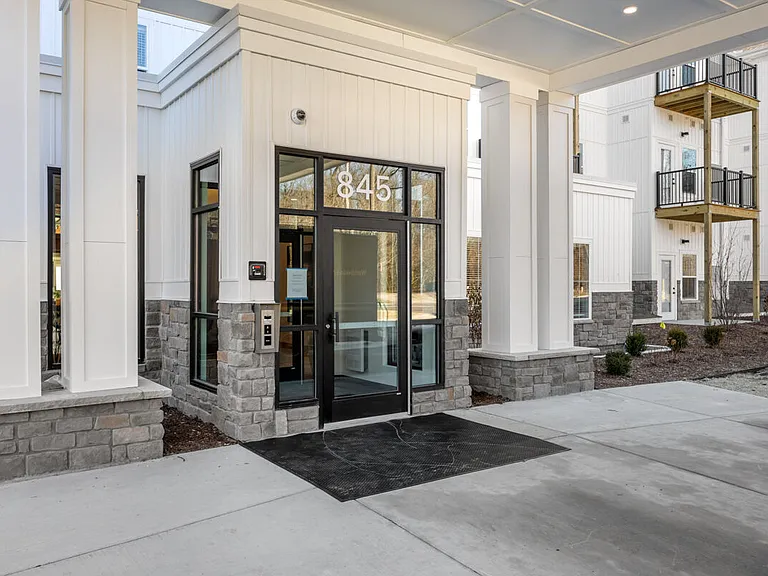 Residences at Huron Senior Community 55+ — Photo 38