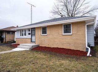 6715 N 78th St, Milwaukee, WI 53223