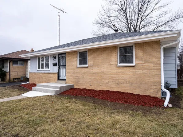 6715 North 78th STREET, Milwaukee, WI 53223