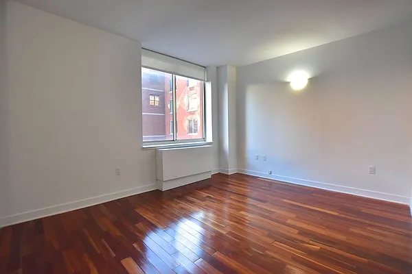 Rented by Bold New York | media 15