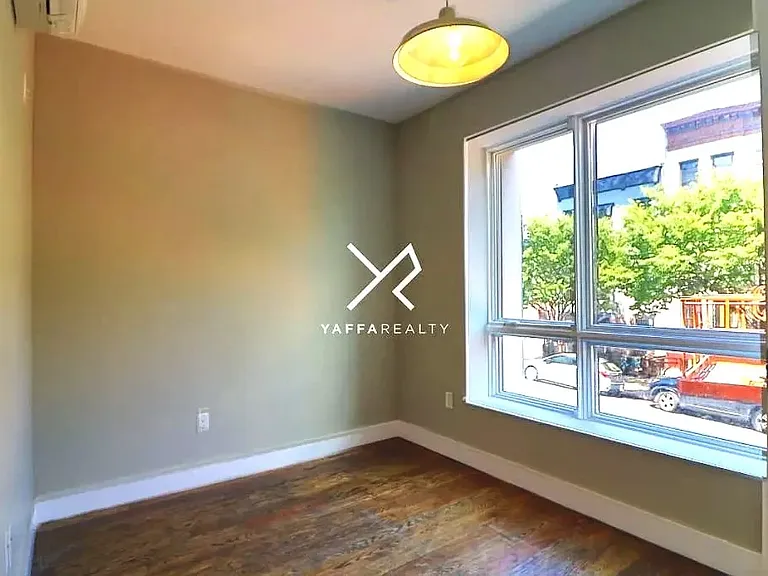 806 Saint Johns Pl #2B — Photo 2