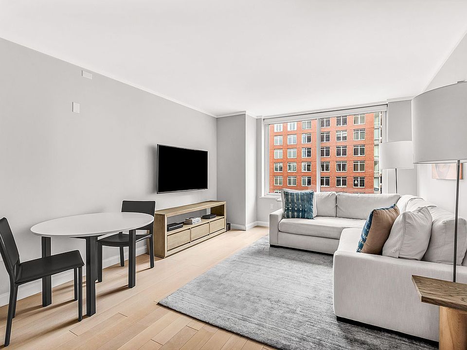 1st image of 212 Warren St APT 7N