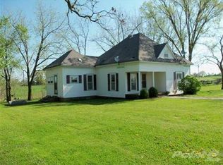 595 Hwy 32, Bolivar, MO 65613