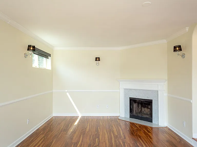 2111 Westlake Ave N #401 — Photo 4