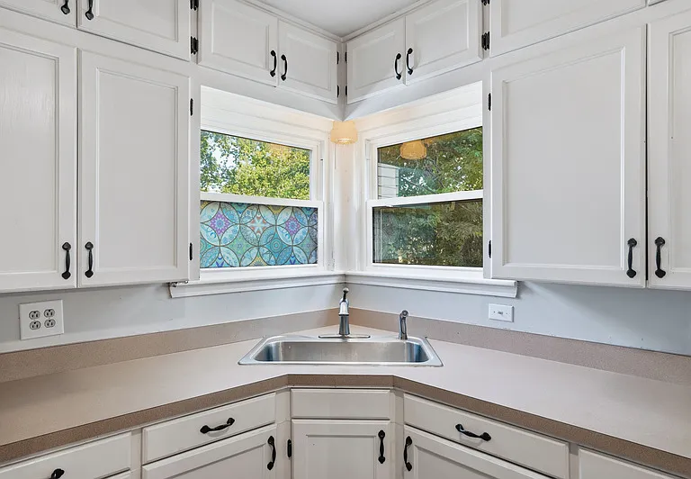 3412 Brady Ave — Photo 15