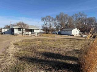 129 E North River Rd, North Platte, NE 69101