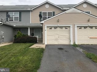 15 Sophie Ln, Bunker Hill, WV 25413