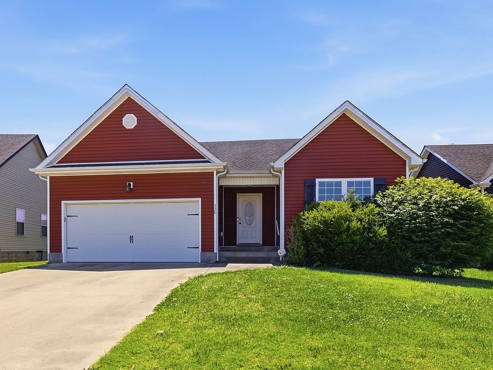 1st image of 520 Falkland Cir