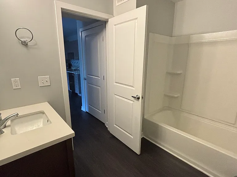 49 Taylor Ave — Photo 11
