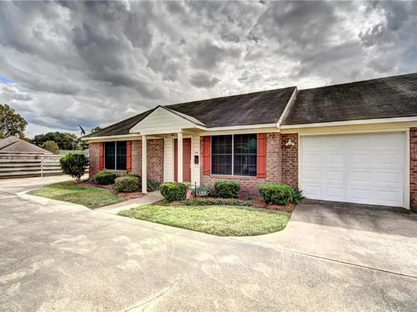 128 Starlight Dr, Natchitoches, LA 71457