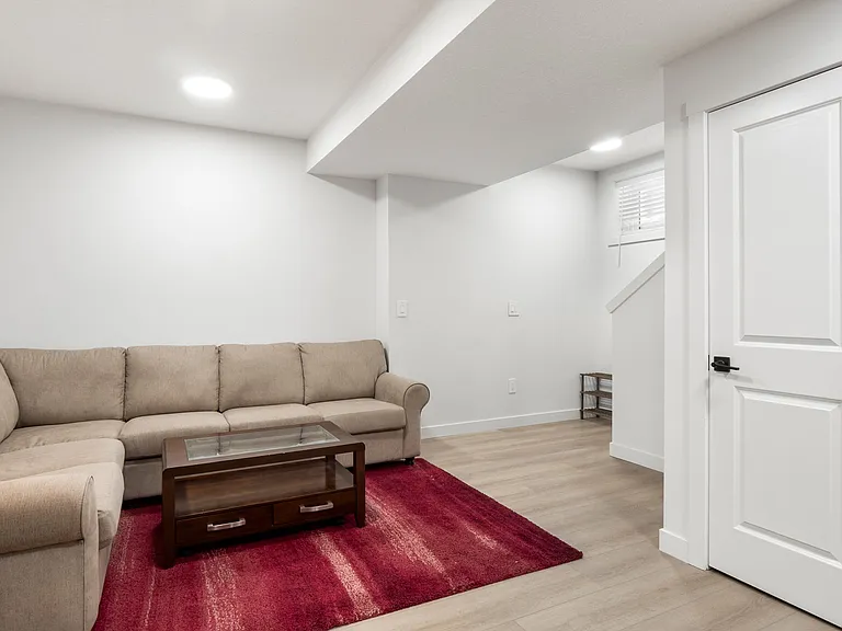 294 Creekside Blvd SW — Photo 1