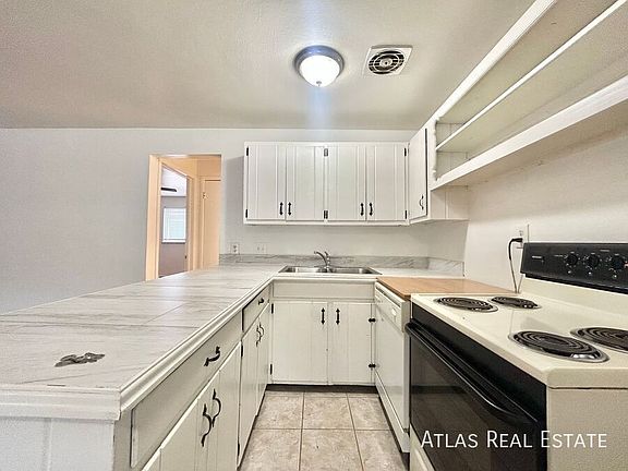 3rd image of 122 W Ida Ave APT 3