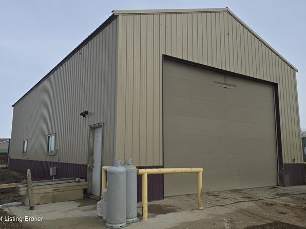 2217 126h Ave NW, Watford City, ND 58854