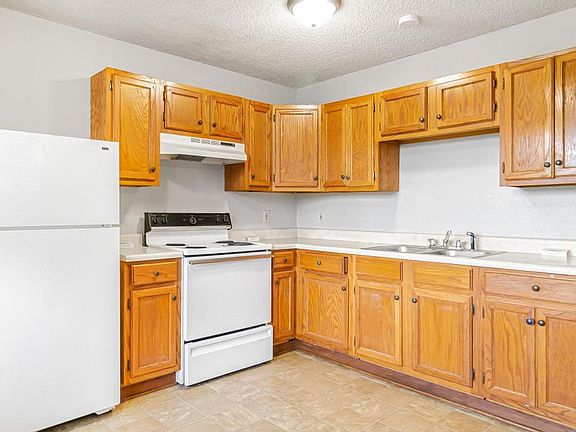 5th image of 420 Franklin Ave APT 2