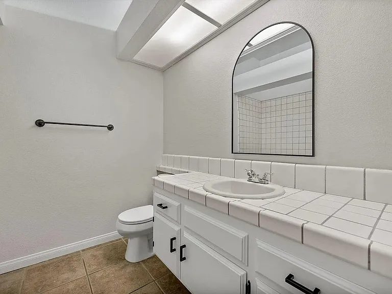 9200 Hoxie Ct — Photo 22