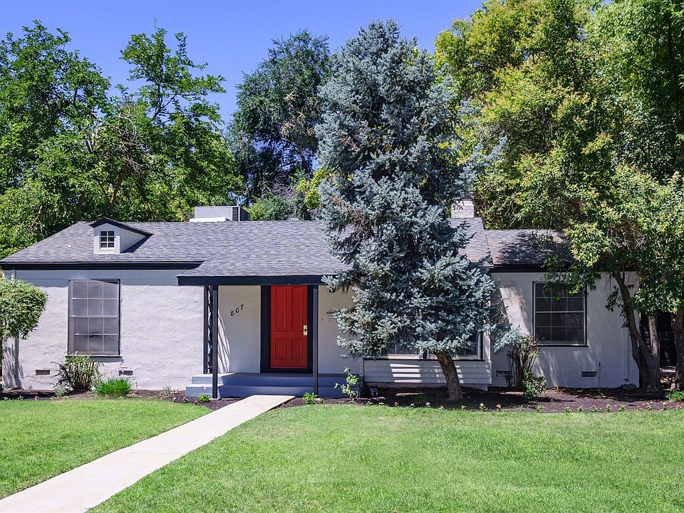 1st image of 807 E Saginaw Way