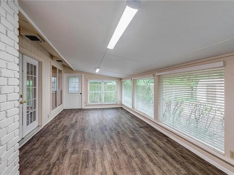 12118 Black Angus Dr — Photo 10