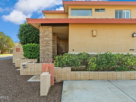 3rd image of 1435 E RANCHO Drive
